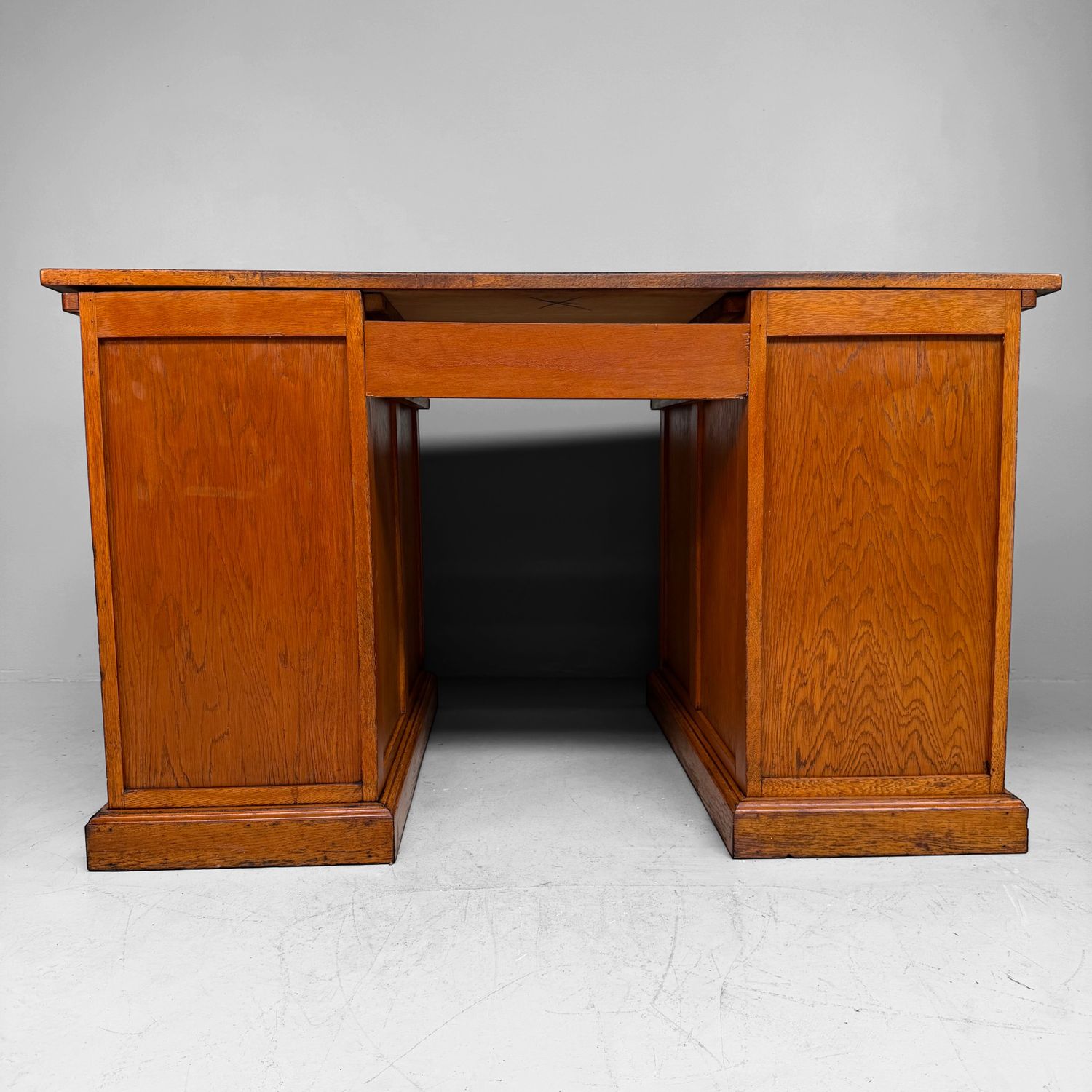 Frans Bureau à Caissons / Bureau Ministre, jaren 1950