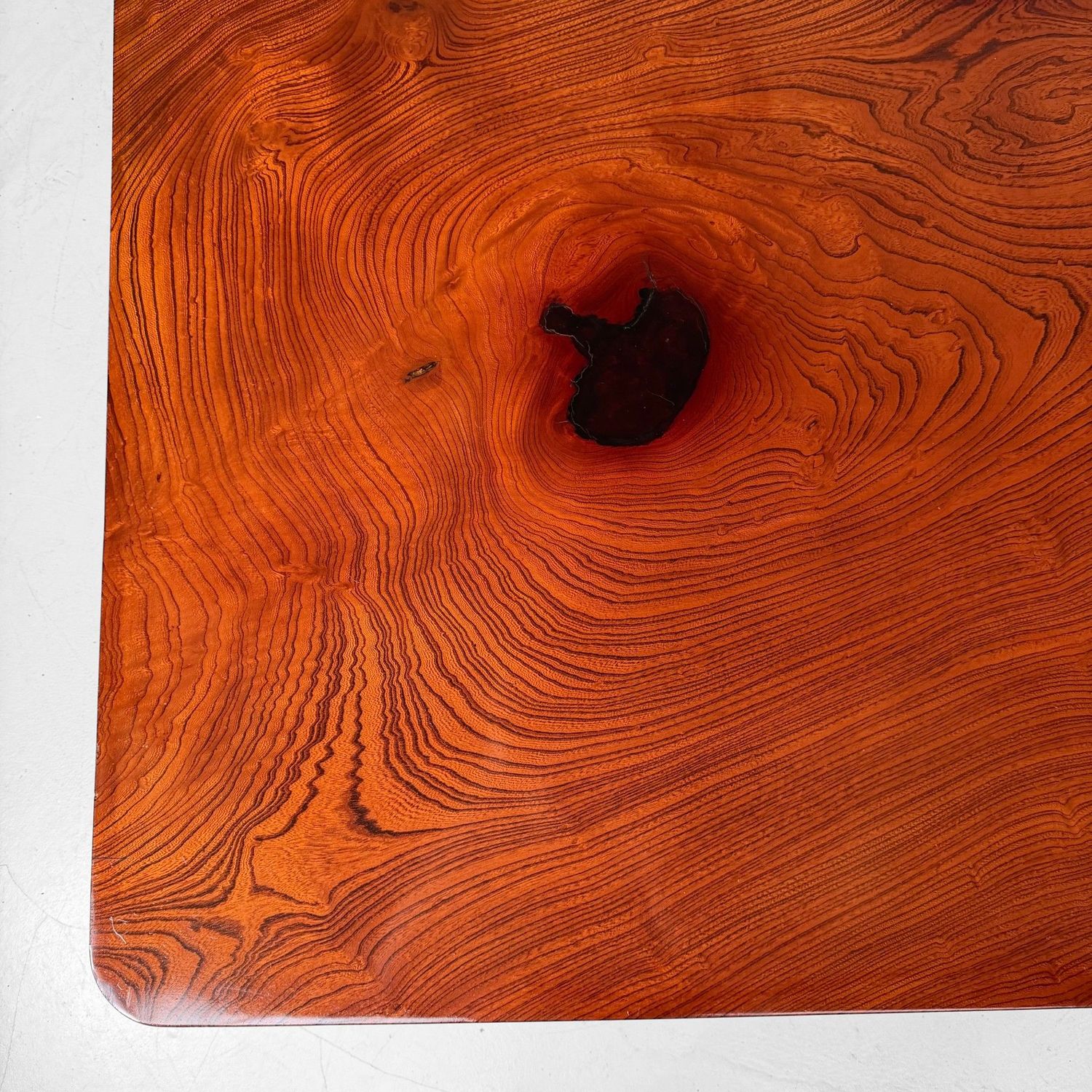 Grote Japanse Zataku / Lage Tafel in Keyaki-hout, 1960s–1970s