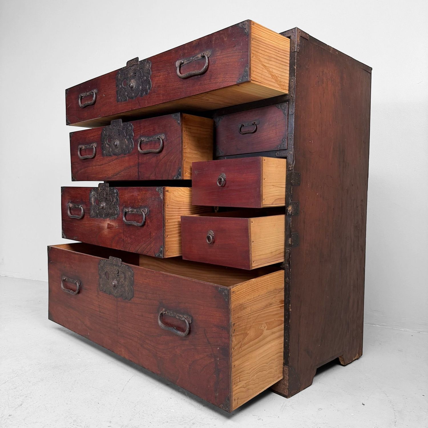 Japanese Tansu / Choba-dansu, Late Meiji Period