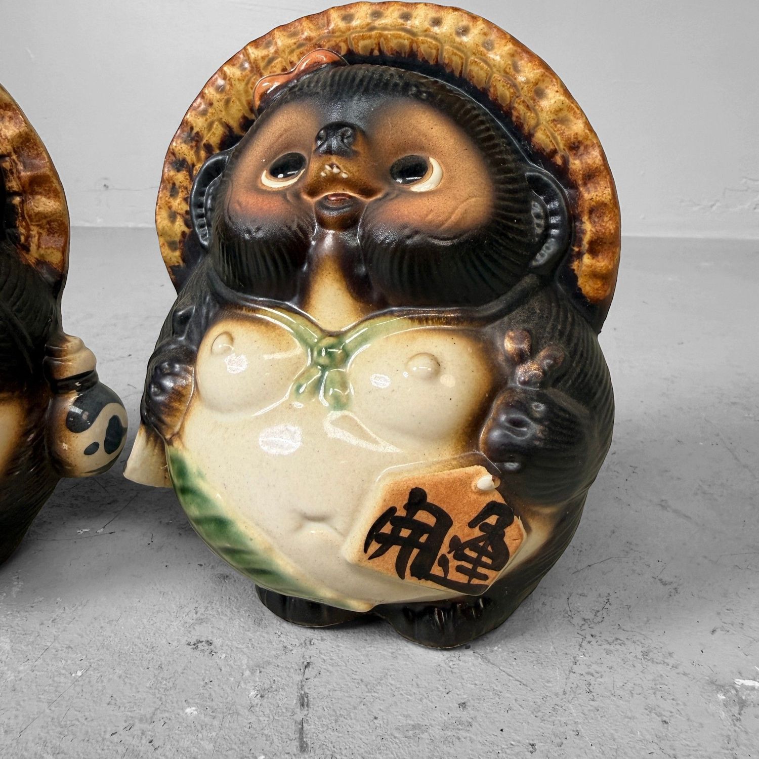 Set van Twee Vintage Japanse Keramische Tanuki, 1970s