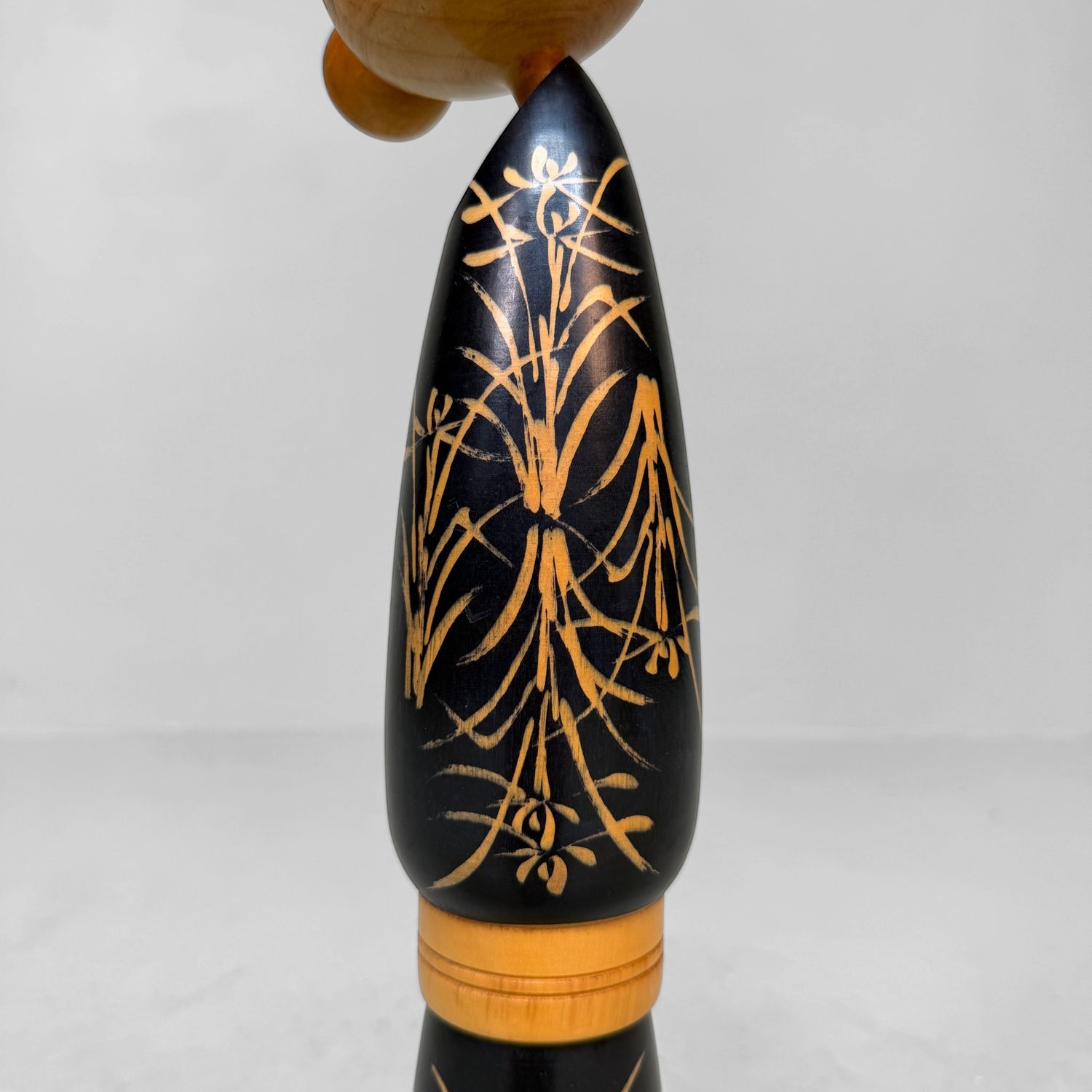 Sōsaku Kokeshi “Semishigure” by Sato Suigai, 1970s Sōsaku Kokeshi “Semishigure” by Sato Suigai, 1970s