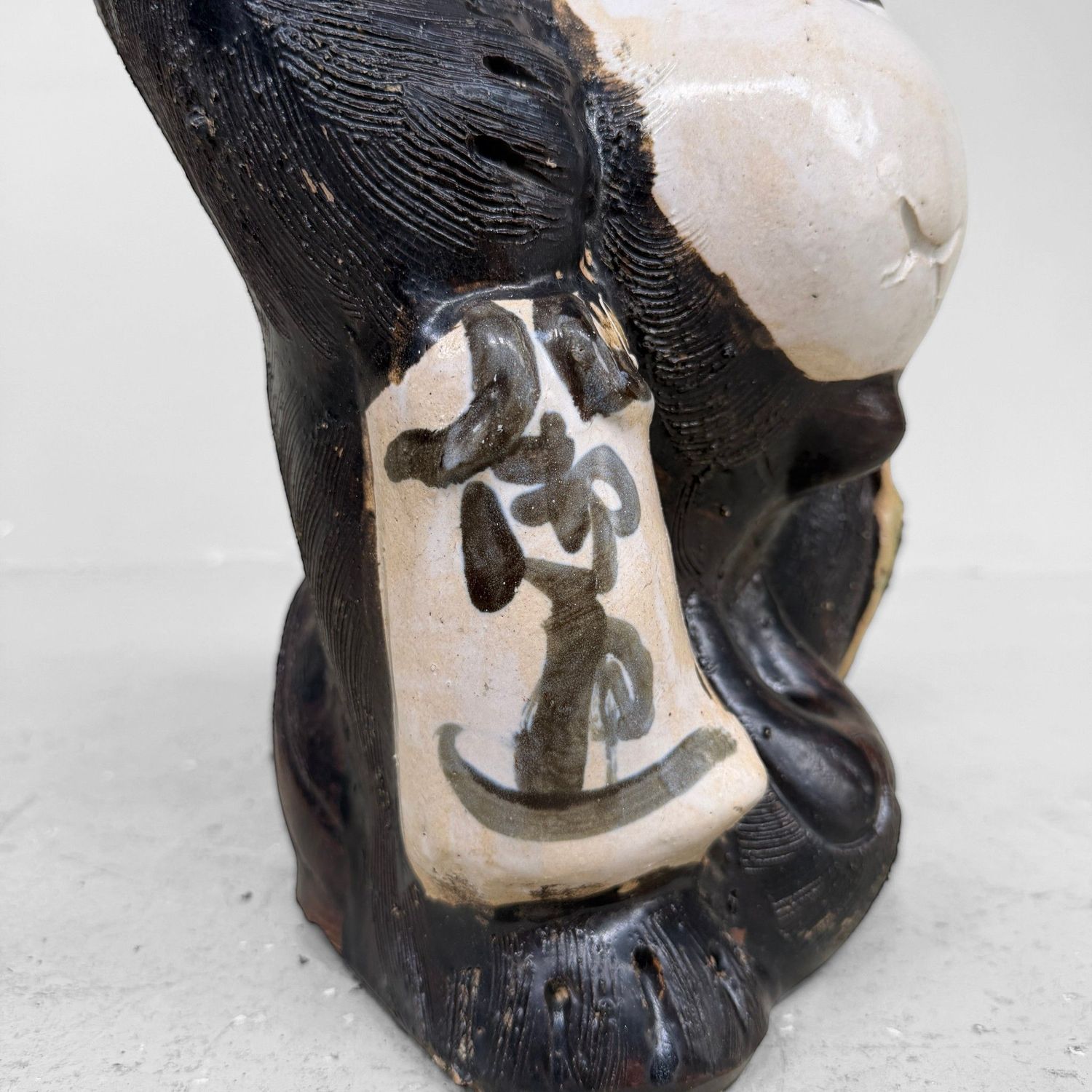 Groot Decoratief Tanuki Beeld, Shigaraki, Shōwa-periode, Japan