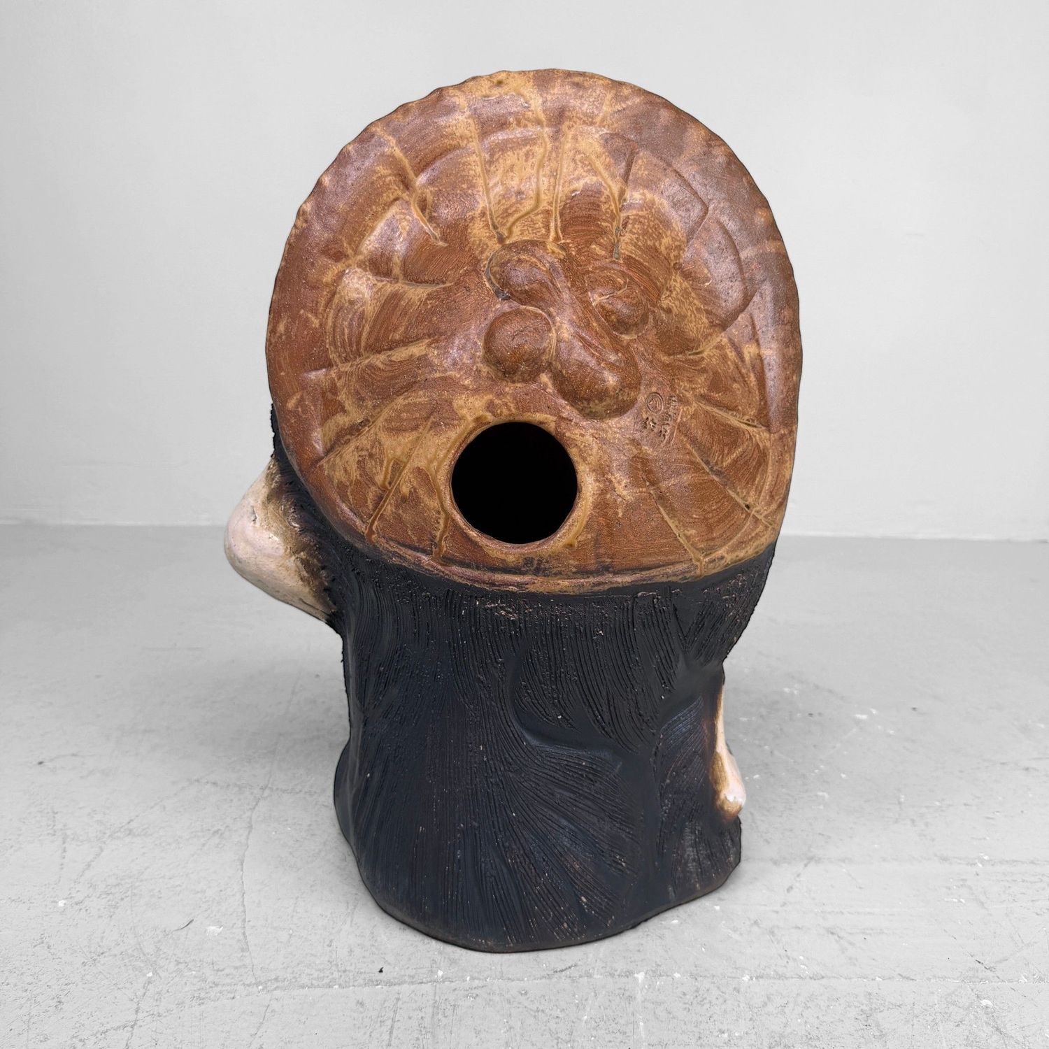 Large Decorative Tanuki 狸, Shigaraki Earthenware, Shōwa Period, Japan