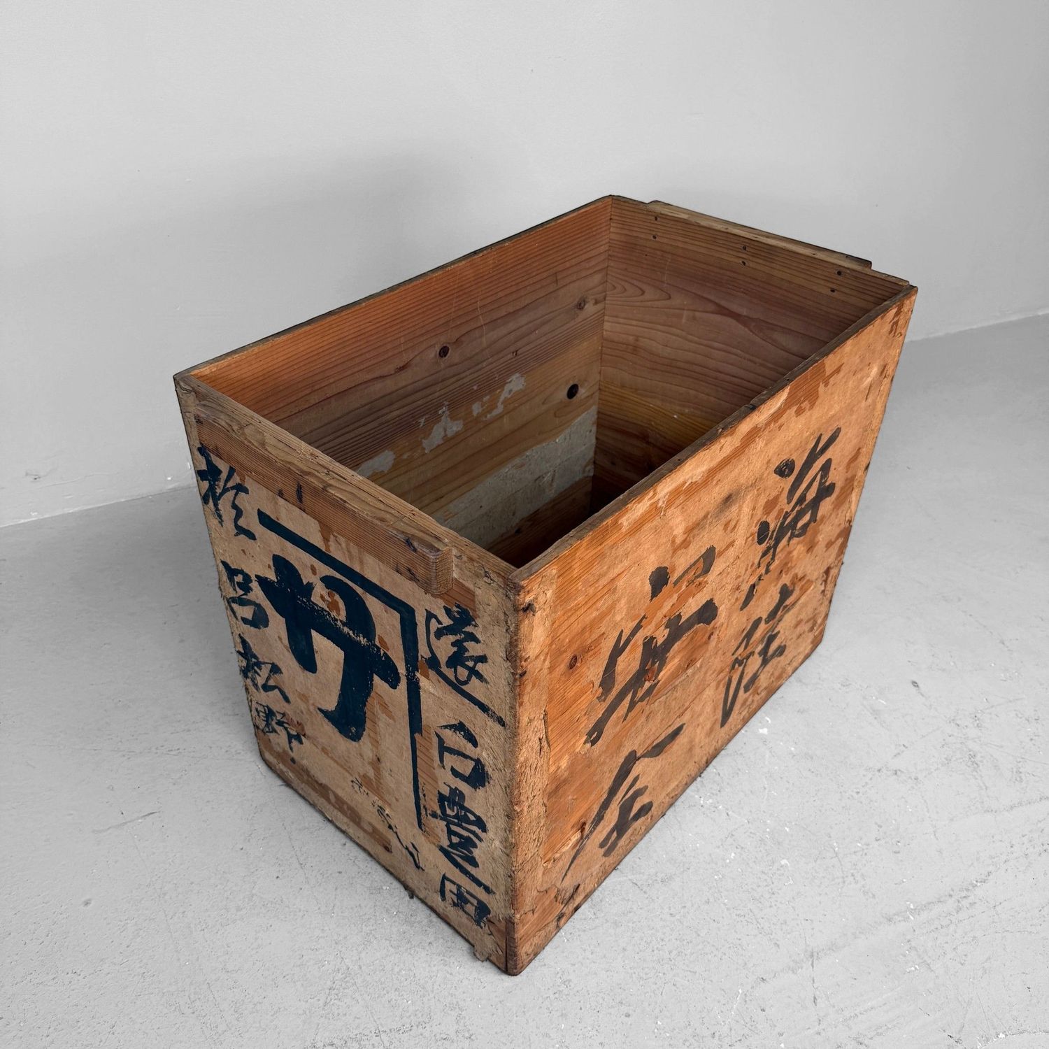 Vintage Japanese Wooden Transport Crate with Calligraphy, 1920s, Japan