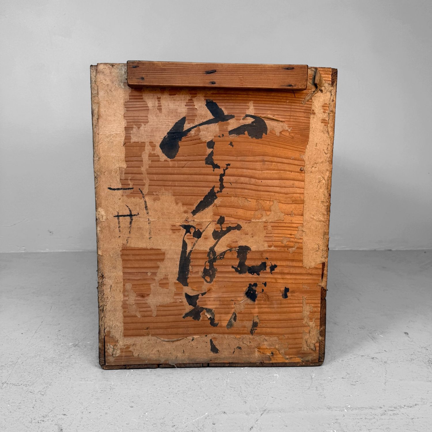 Vintage Japanese Wooden Transport Crate with Calligraphy, 1920s, Japan