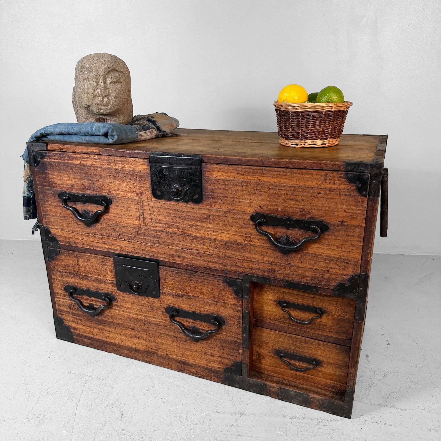 Antique Japanese Tansu Chest of Drawers, 1910s, Japan