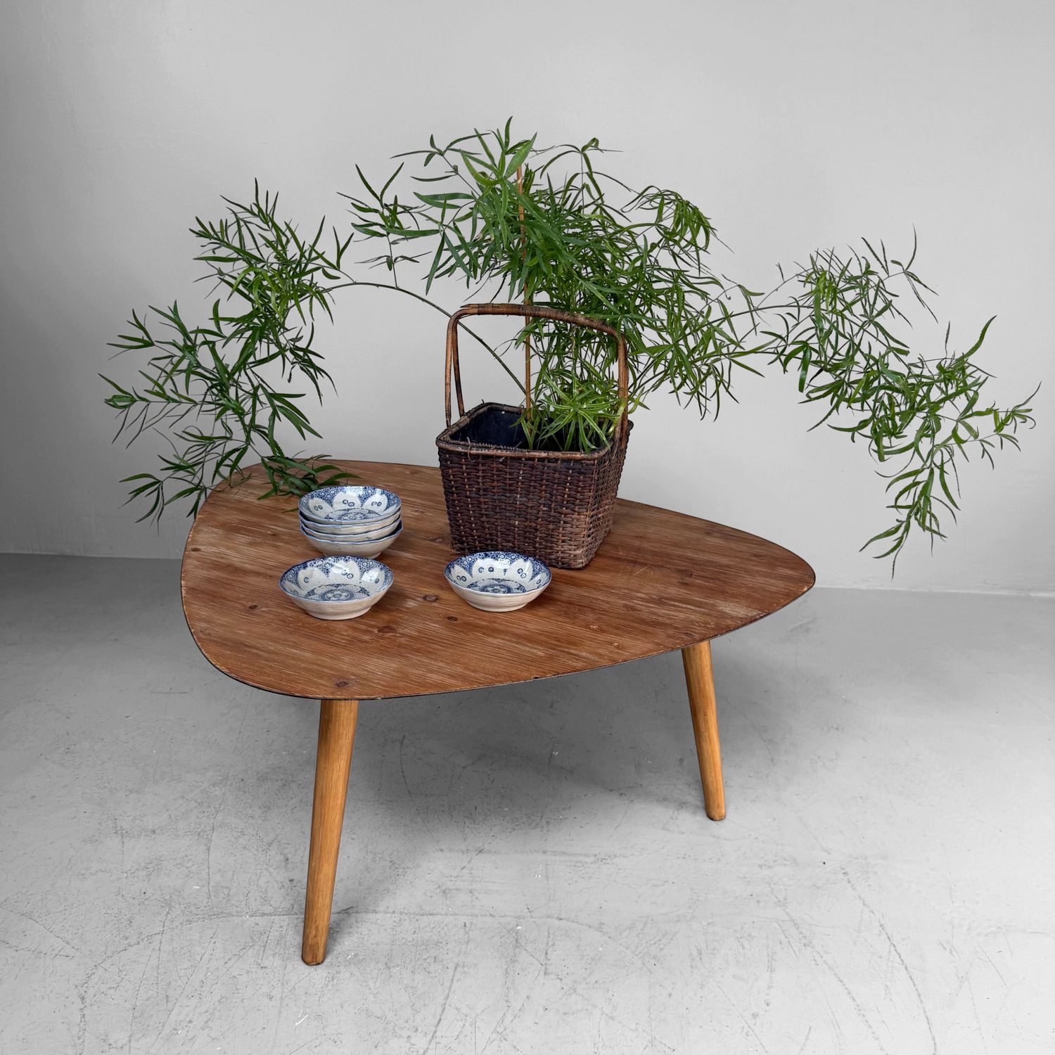 Vintage oude houten koffietafel