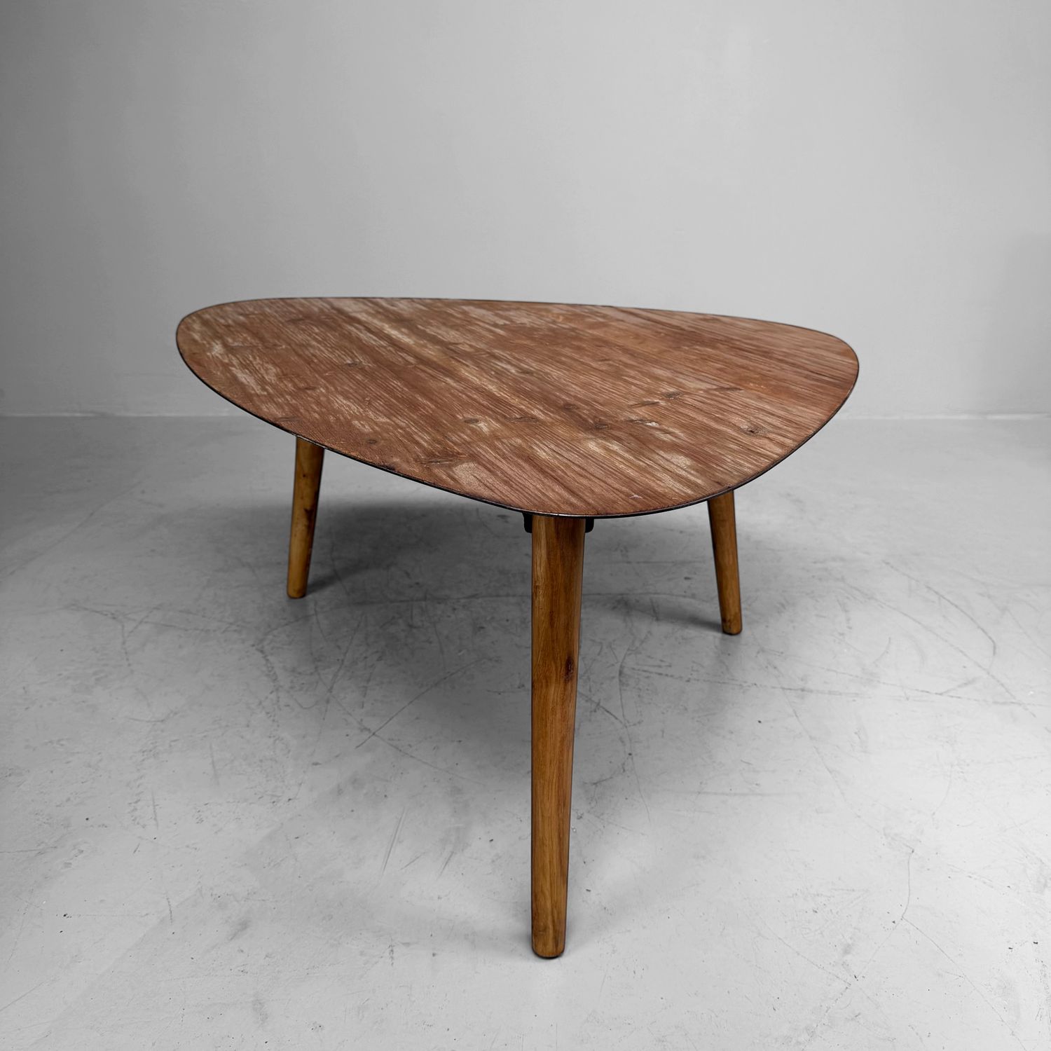 Vintage oude houten koffietafel