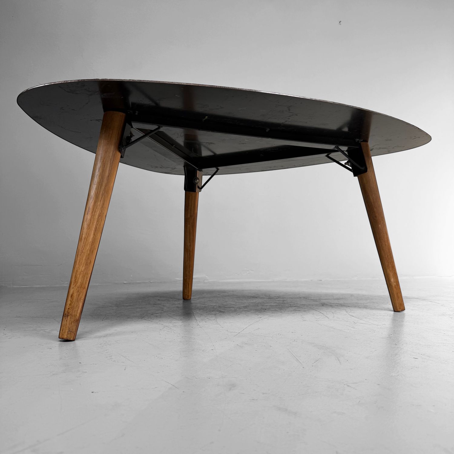 Vintage oude houten koffietafel