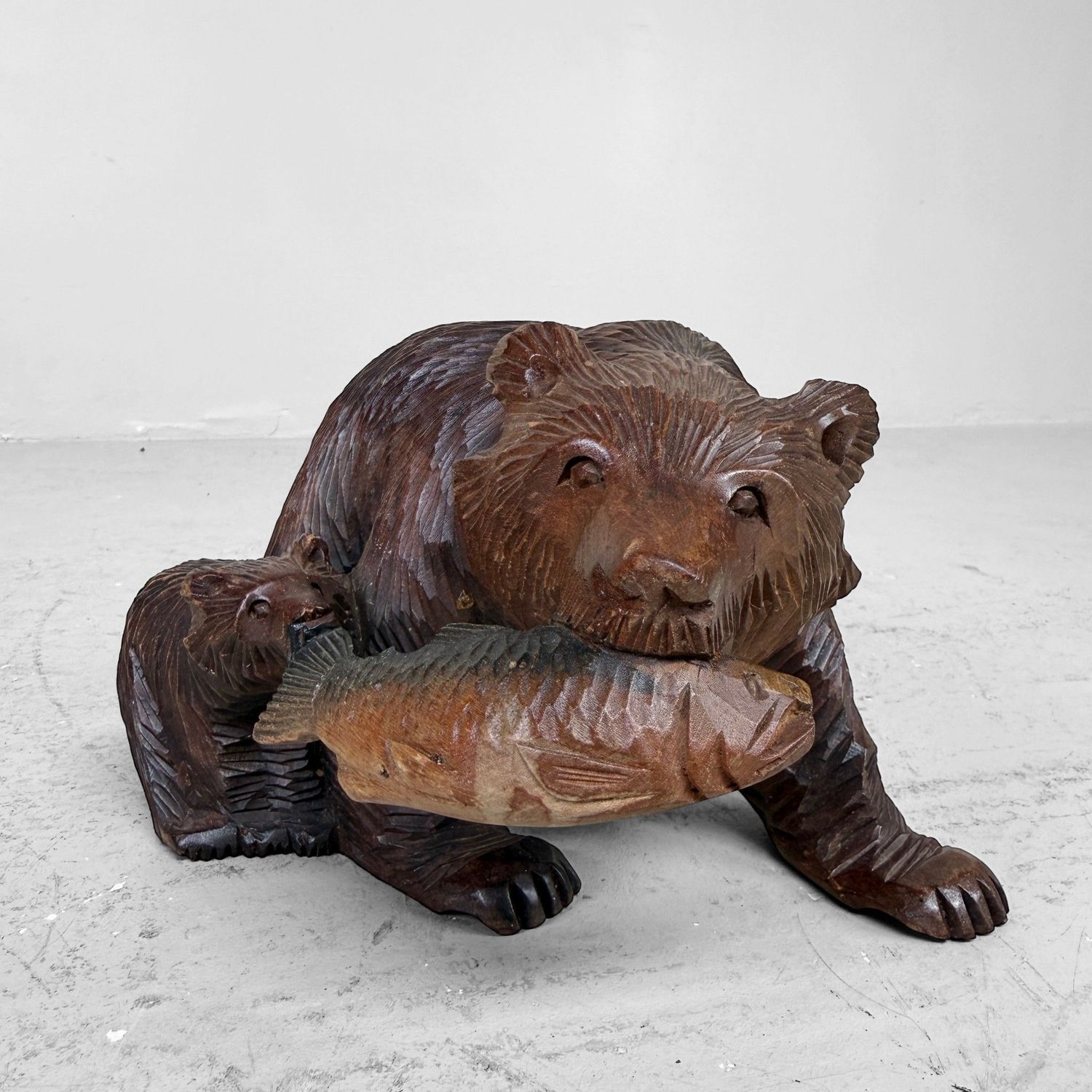 Japanese Kibori Kuma Carved Wooden Bear – Hokkaido, 1950s
