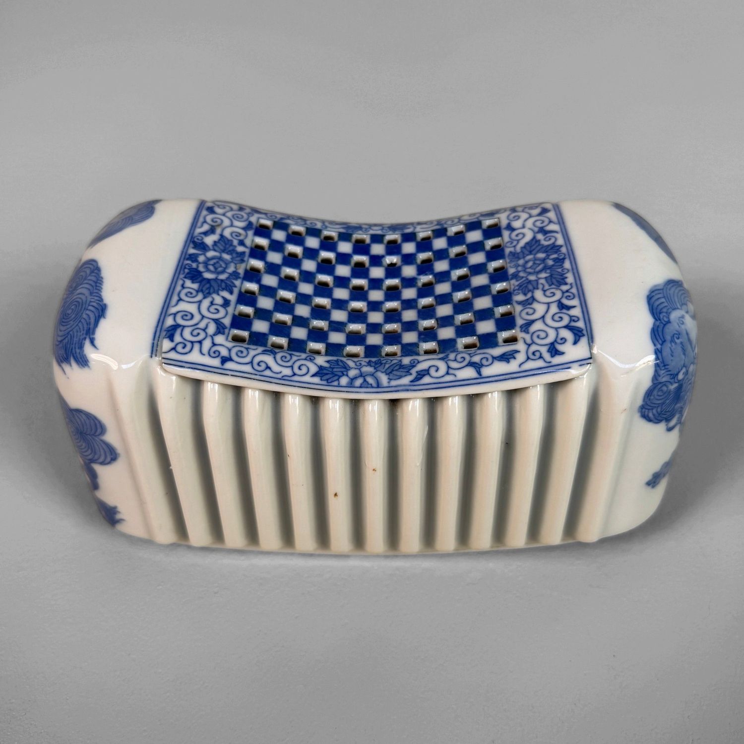 Japanese Ceramic Makura Pillow, circa 1950