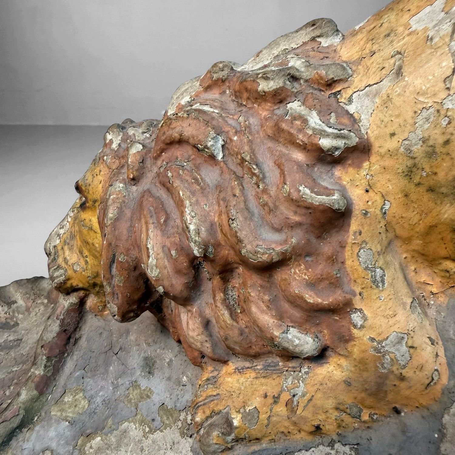 Antique Polychrome Stone Lion Sculpture With Shell – 1880–1900, Italy