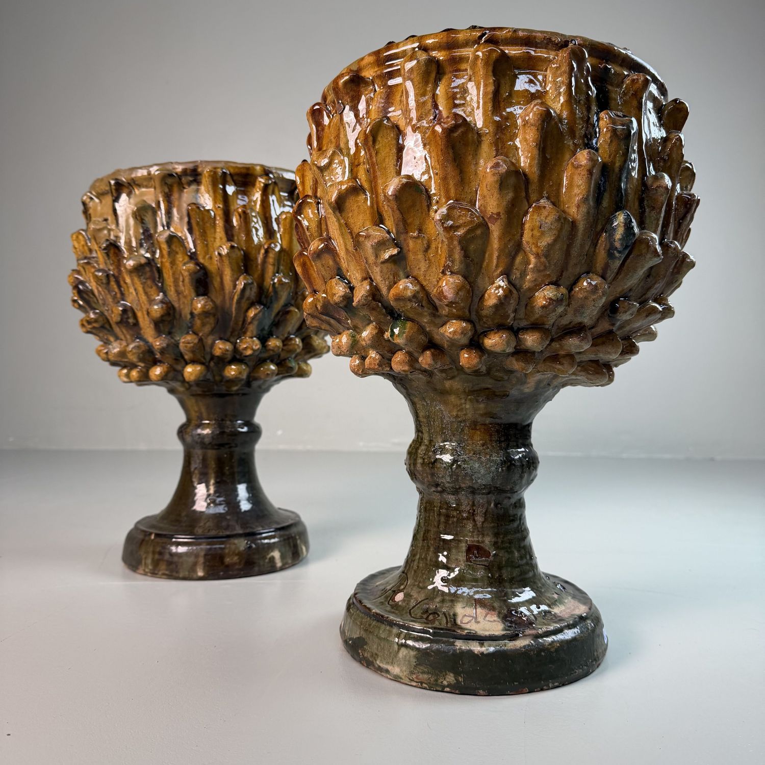 Set of Two Ceramic Plant Stands by Rocco Condurso, 1980s, Italy