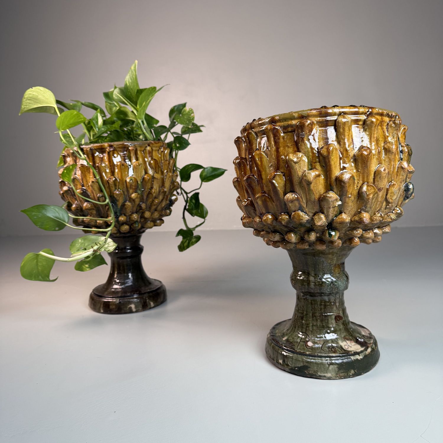 Set of Two Ceramic Plant Stands by Rocco Condurso, 1980s, Italy