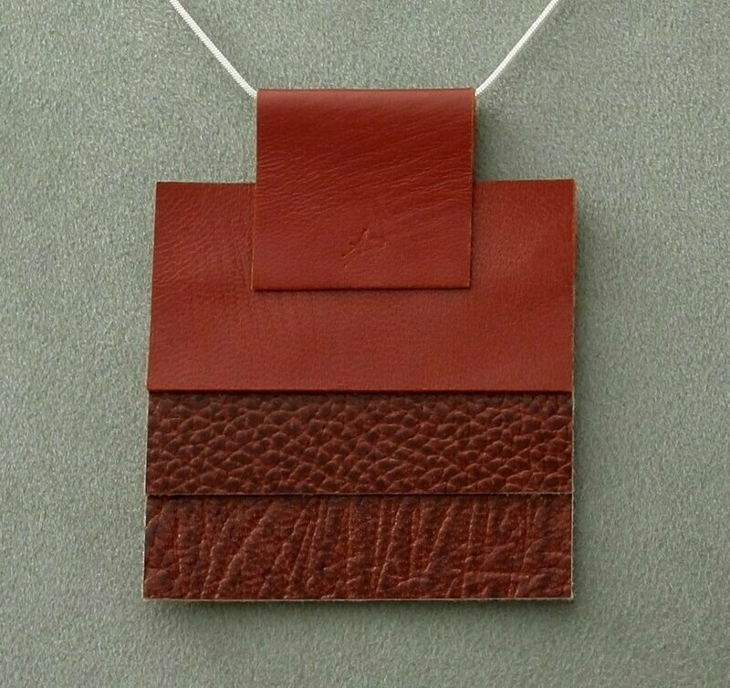 Esencia Rectangular Marrón Rojizo Colgante
