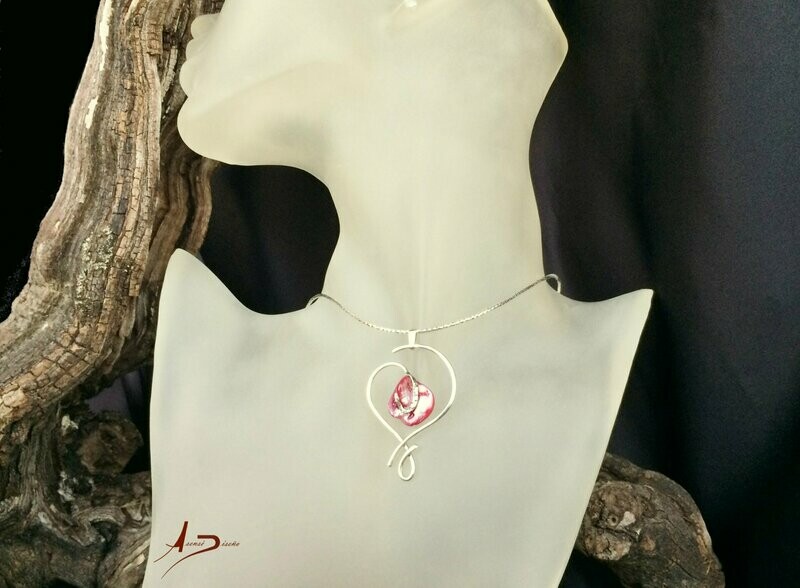 Corazón Nácar Fucsia Collar