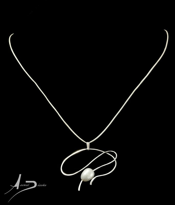 Miradas Perla Blanca Collar