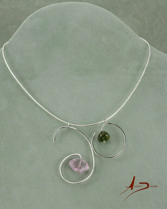 Única Amatista Cuarzo Verde Collar