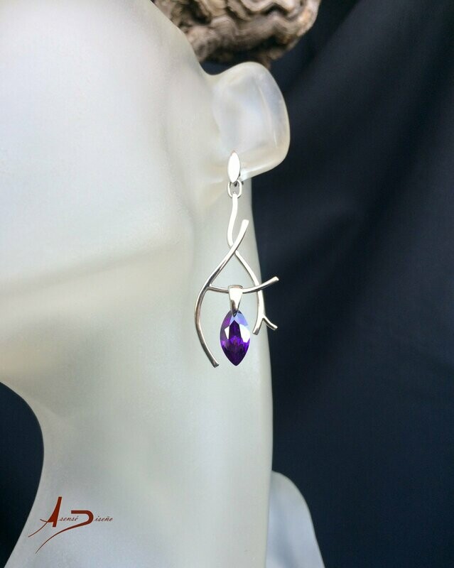 Raíces Zirconia Amatista Pendientes