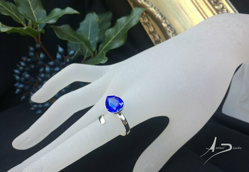 Encargos Especiales Swarovski Azul Majestic Sortija