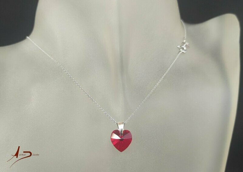 Corazón Swarovski Rojo Plata Collar
