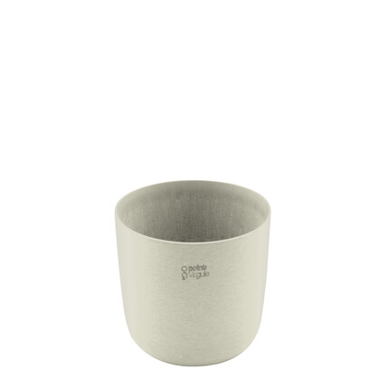 POINT VIRGULE BLOEMPOT UIT GERECYCLED PLASTIC, HOUT- EN STEENPOEDER WIT Ø 15.5CM H 13.6CM POINT VIRGULE BLOEMPOT UIT GERECYCLED PLASTIC, HOUT- EN STEENPOEDER WIT Ø 15.5CM H 13.6CM