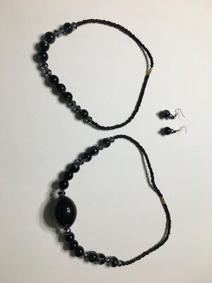 Black Necklace Set