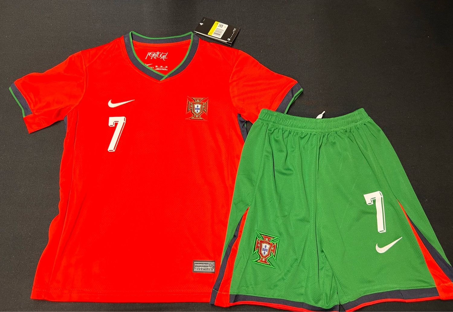 24/25 Portugal Home soccer kit (Ronaldo 7 ) 