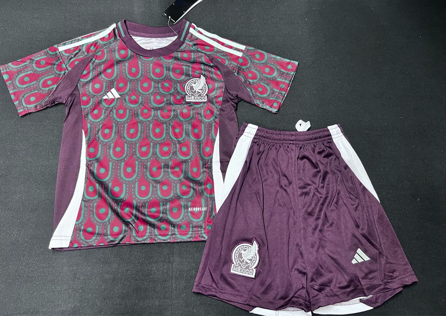 24/25 Mexico Home soccer kit 
