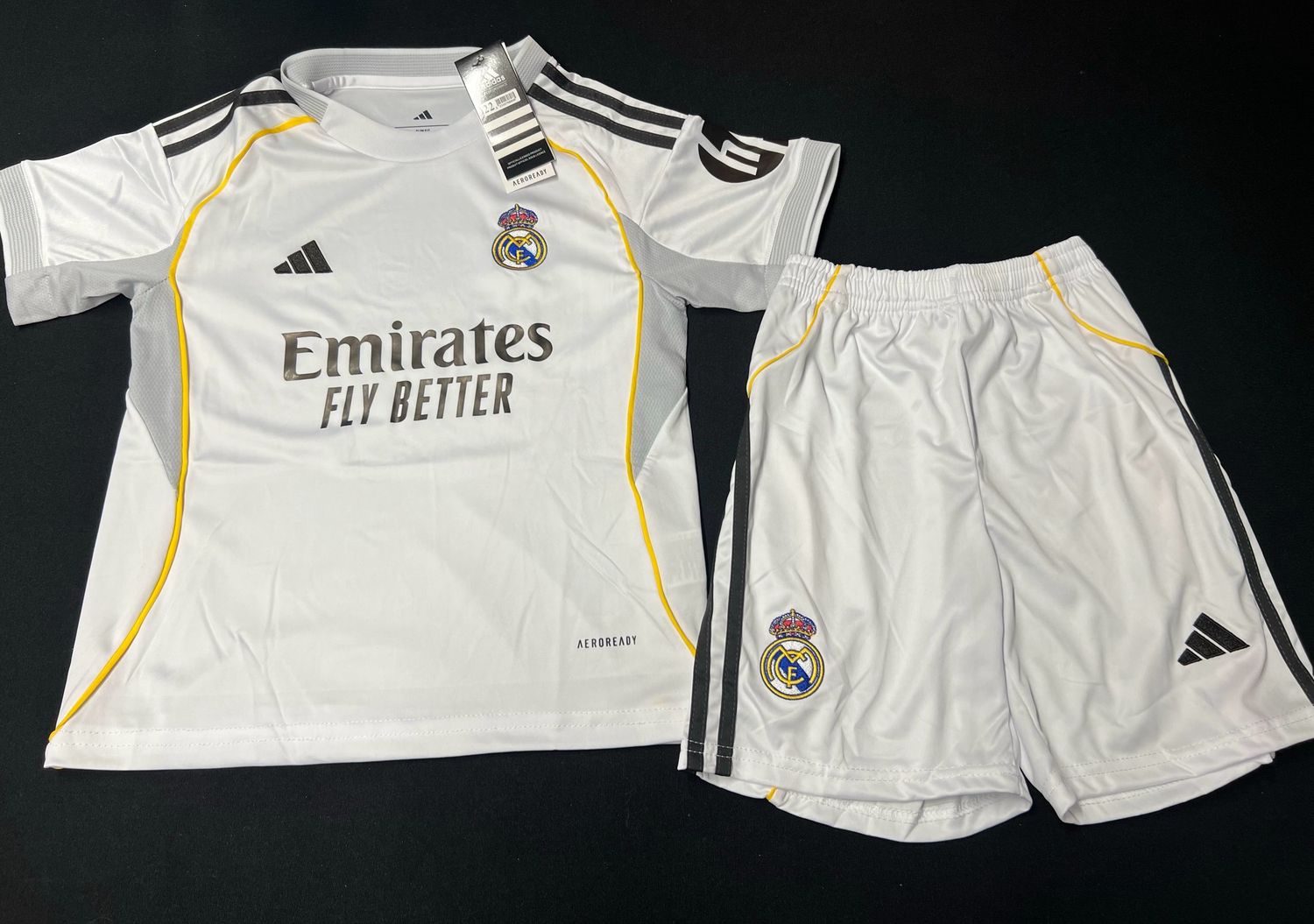 25/26 Real Madrid home kids