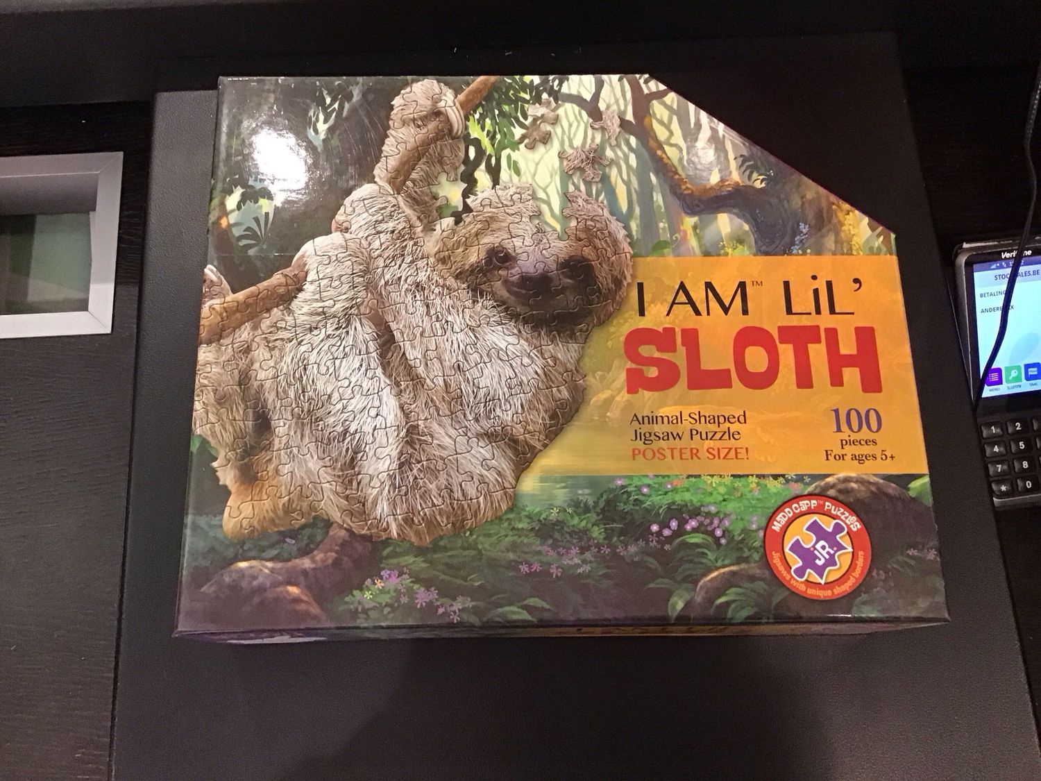 I am lil sloth puzzel 100 pieces