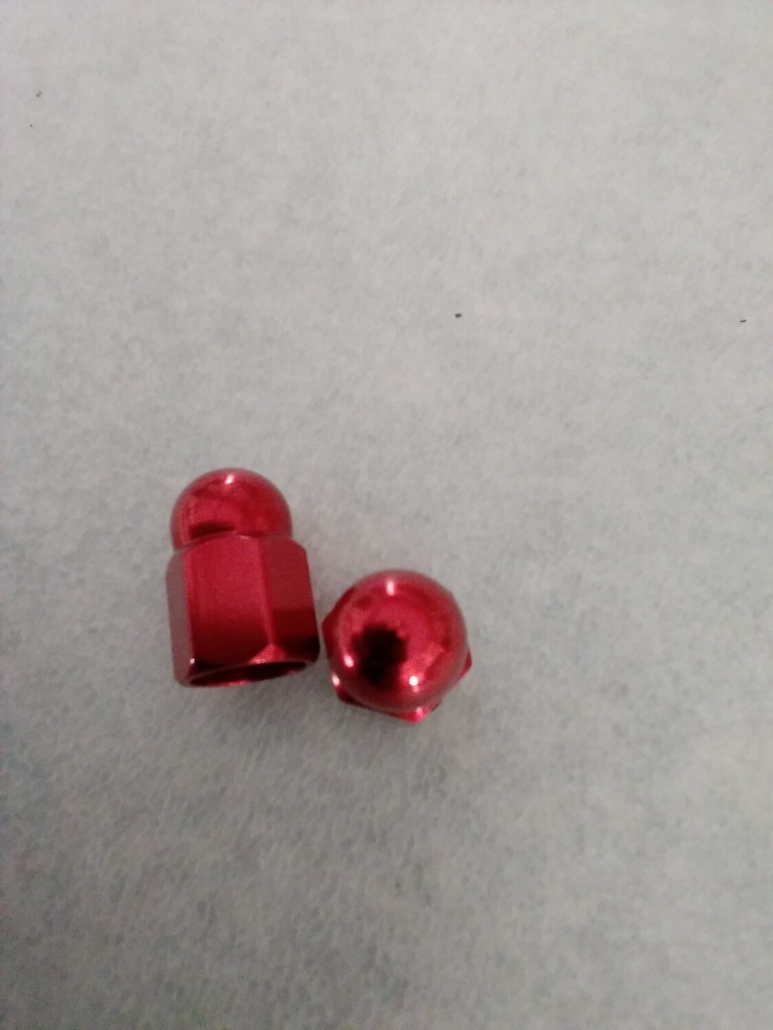 Ventieldopje moer rood