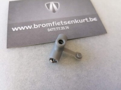 Nippel vet buitenkant grijs