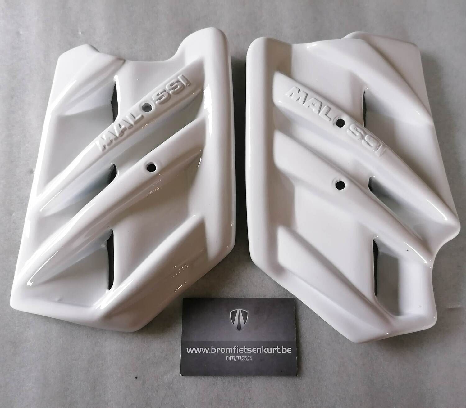 Malossi radiator kapjes (wit)