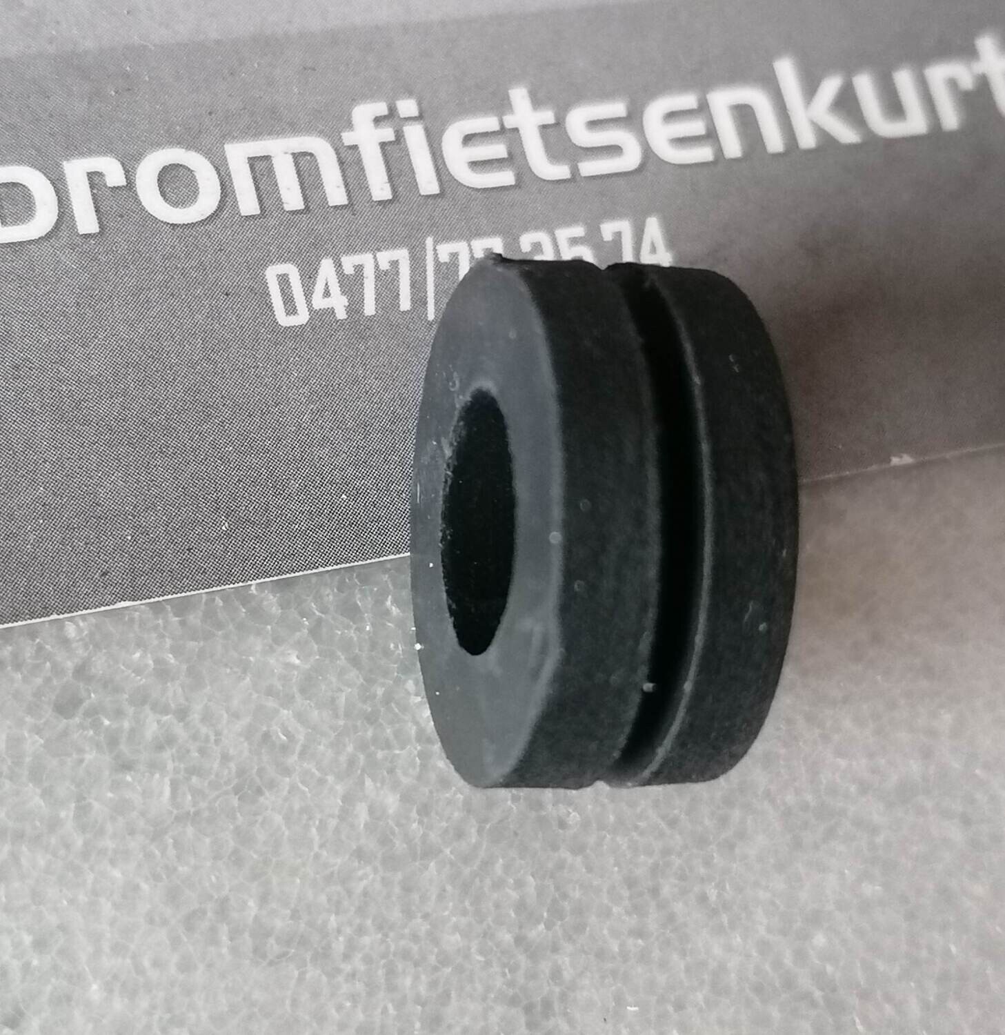 Rubber bevesteging tank