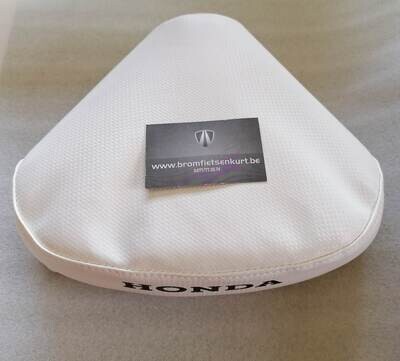 Zadelovertrek wit + vulling (paddenstoel) Zadelovertrek wit + vulling (paddenstoel)