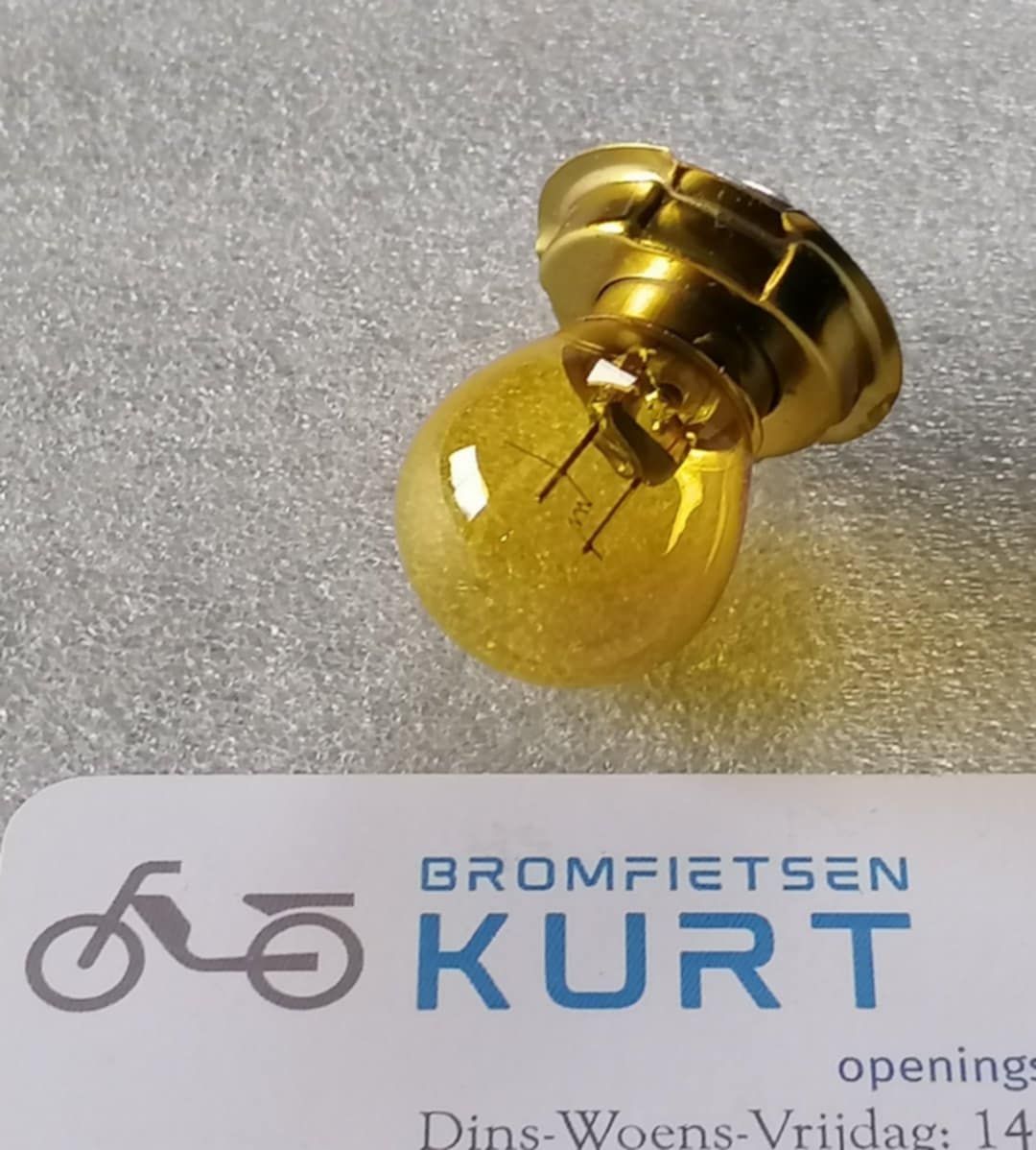 Lampje 12v/15w kraag  geel