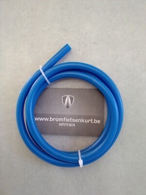 Boîtier d'essence bleu