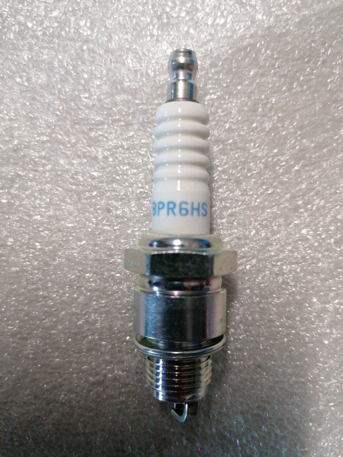 Bougie  ngk bpr6hs