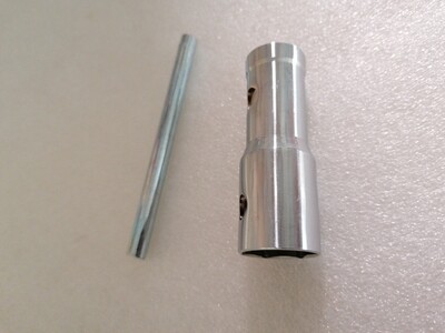 Spark plug wrench 2 stroke