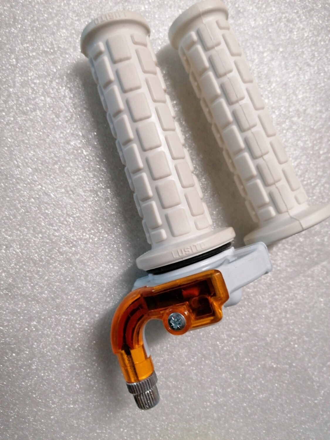 Fast throttle white (orange)