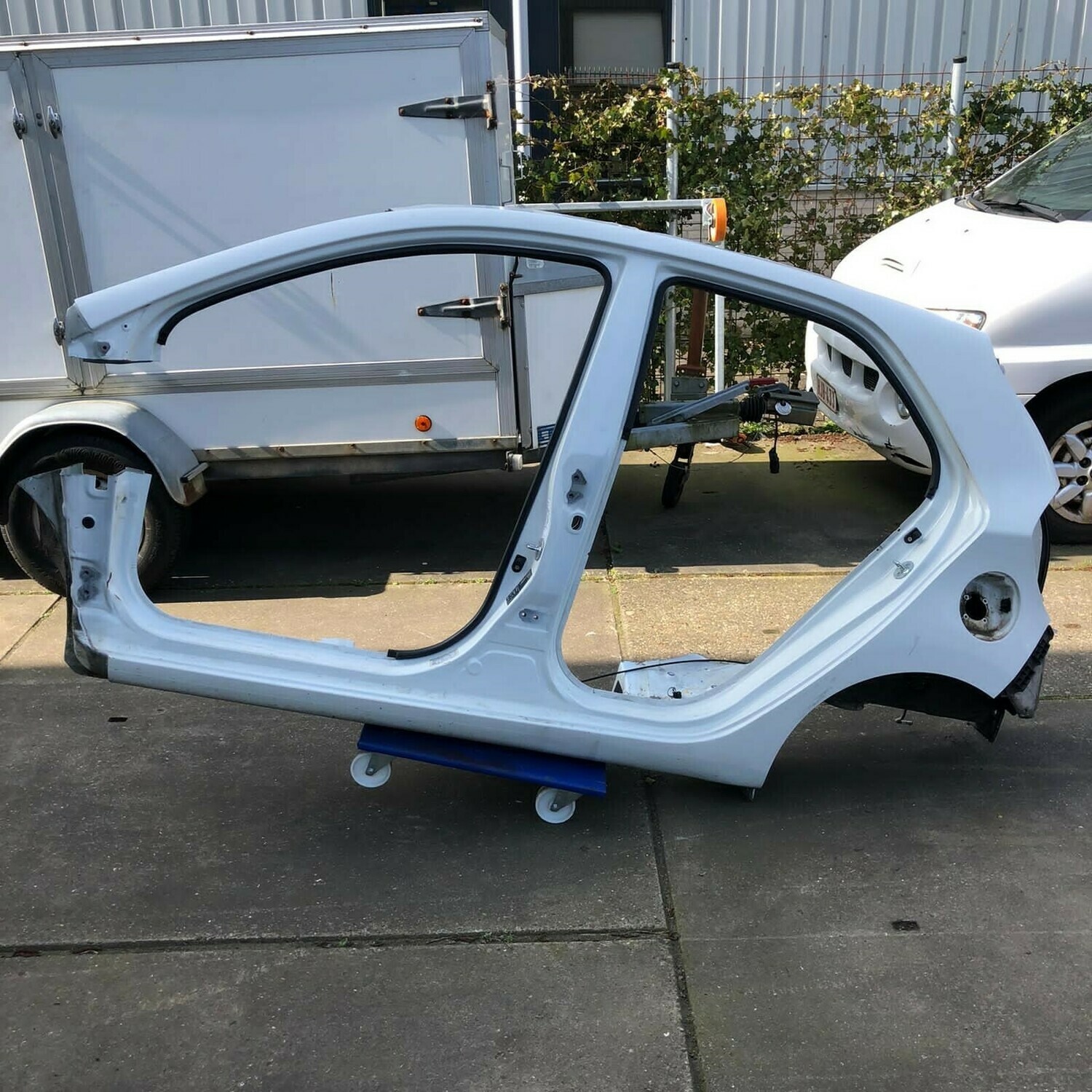 Kleurcode UD Clear White Dorpel Links (Margeregeling)