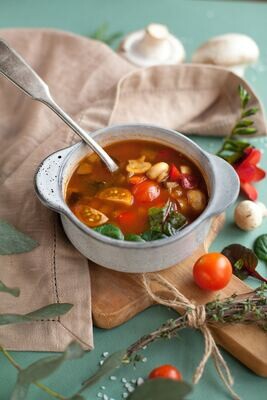 Chicken, tomatoed and roasted bell pepper soup