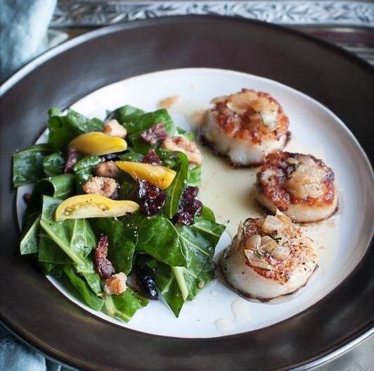 Scallops with a Pernod Cream Sauce