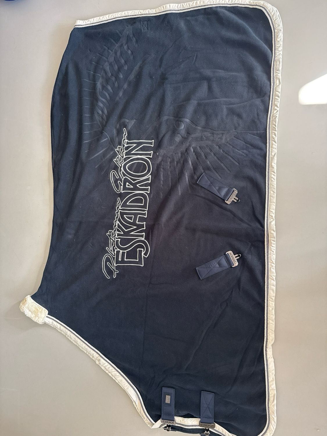 Eskadron Platinum zweetdeken zwart medium 185