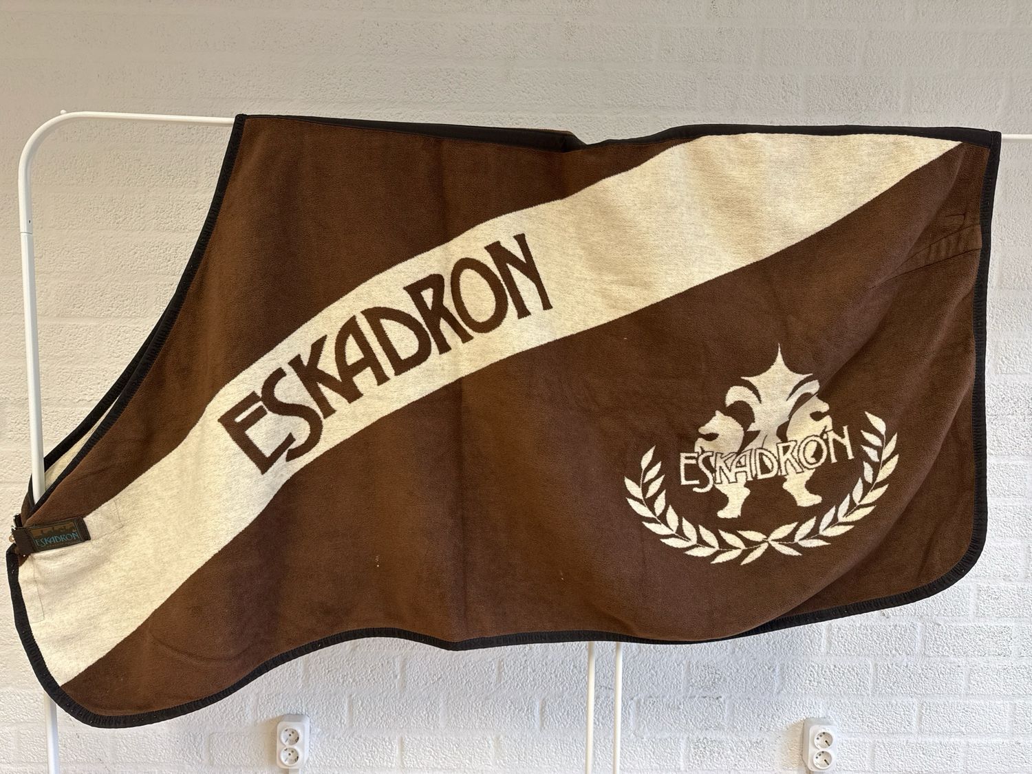 Eskadron zweetdeken bruin 185