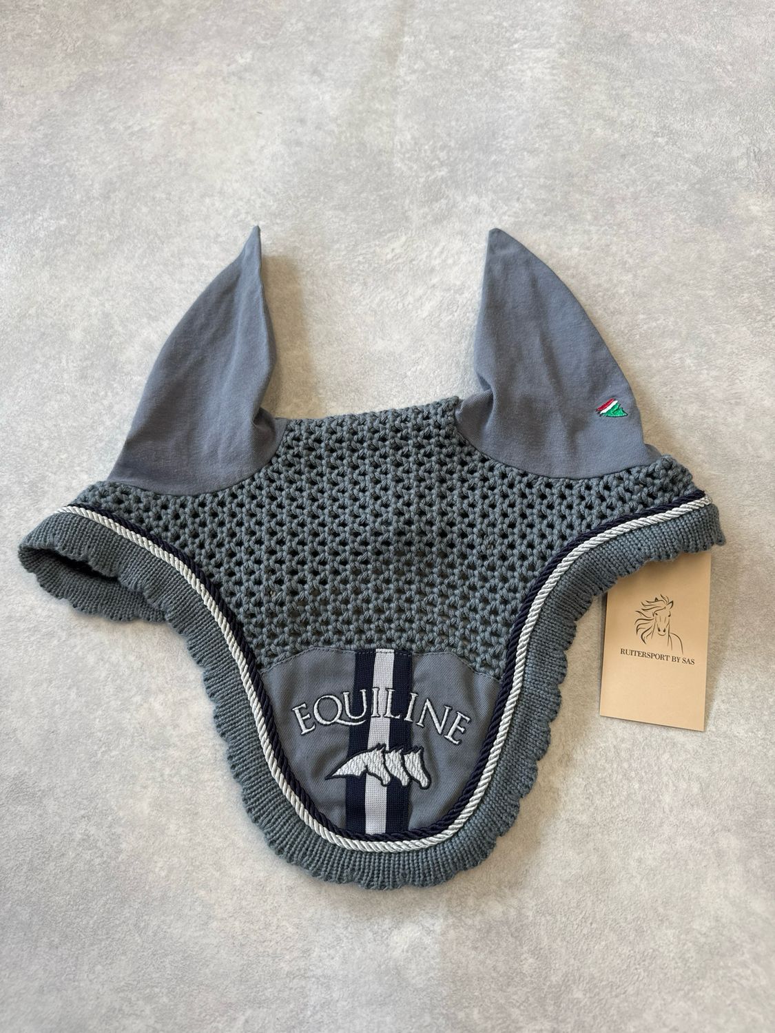 Equiline oornetje grijs cob