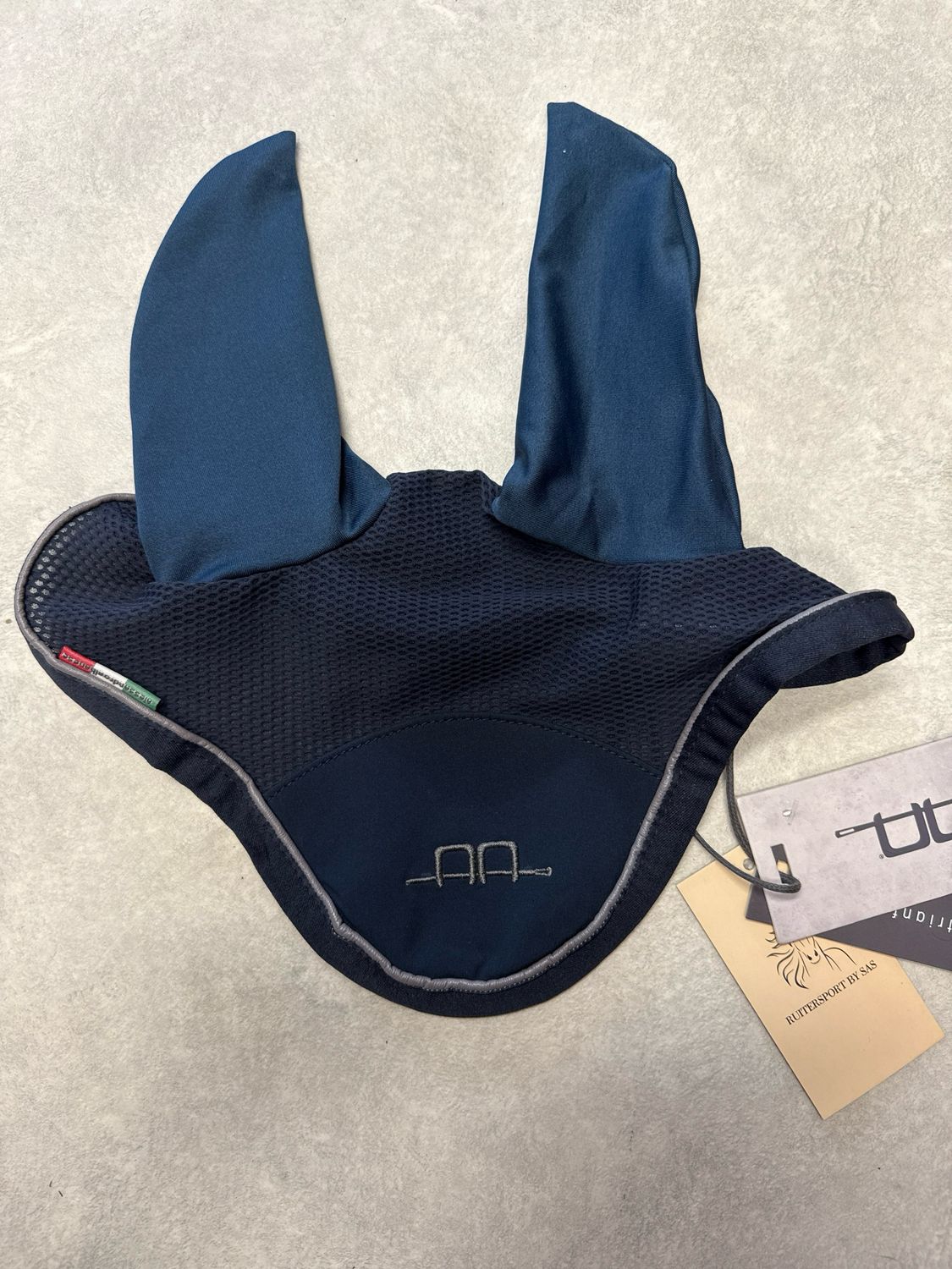 Alessandro Albanese oornetje blauw cob