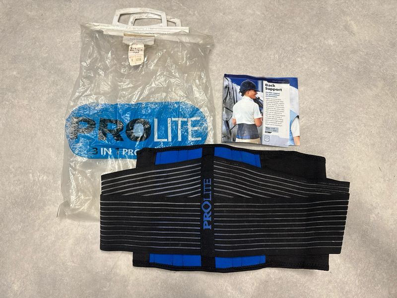 Pro lite rugbeschermer zwart medium