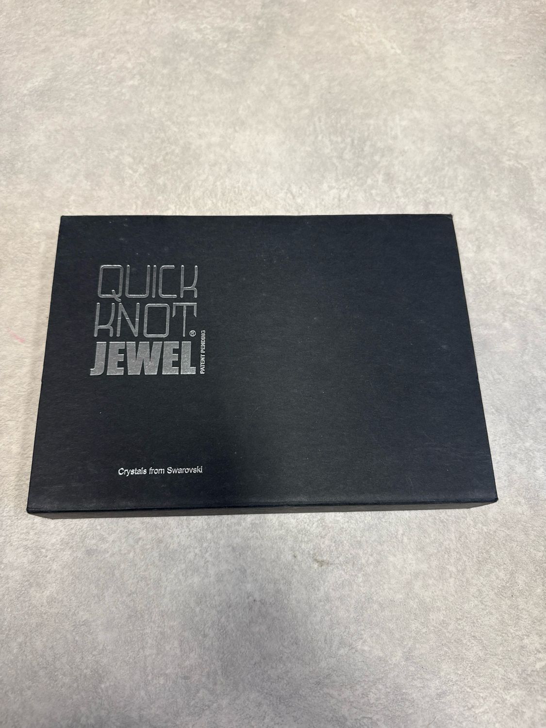Quick knot jewel